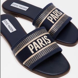 Steve Madden flat slide sandal, size 7. New and never worn